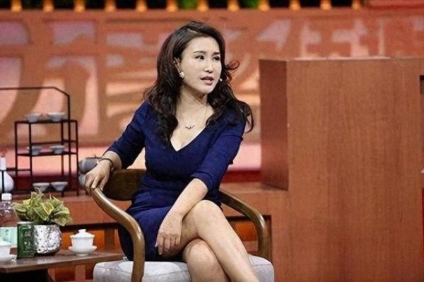 慧眼智行 未领证却同居多年，38岁高龄生下女儿，守寡七载只为了却丈夫遗愿